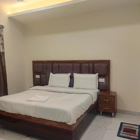 Hotel G-3 ชลันธระ ภายนอก รูปภาพ